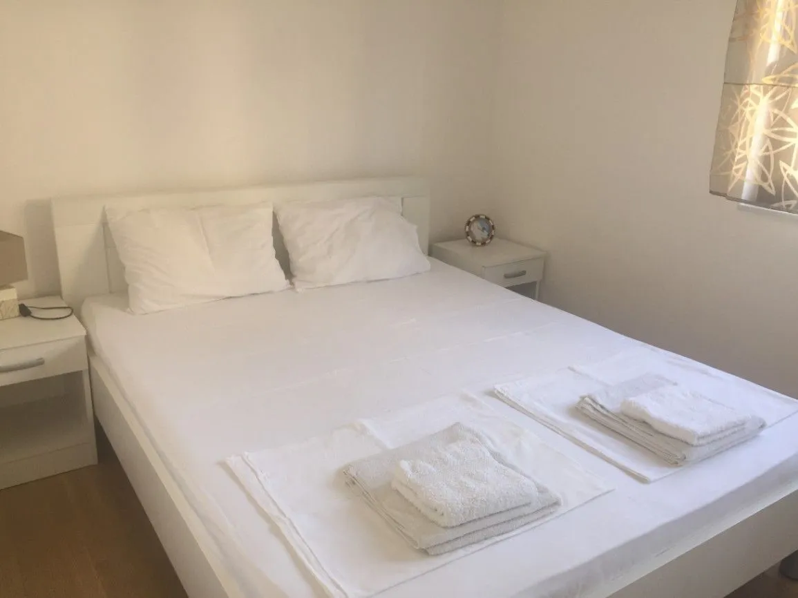 Stan-na-dan, trosoban stan, 55m², Centar, Budva