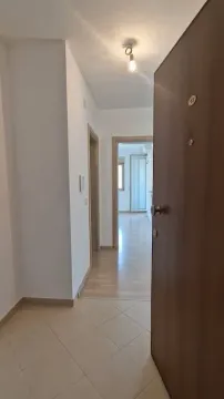 Sale, two bedroom apartment, 105m², Bečići, Budva - image 10
