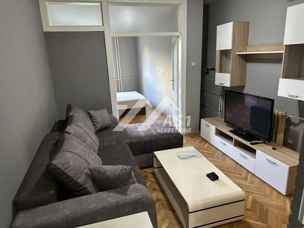 Rent, one bedroom apartment, 35m², Bulevar Oslobodjenja, Novi Sad Sve Podlokacije