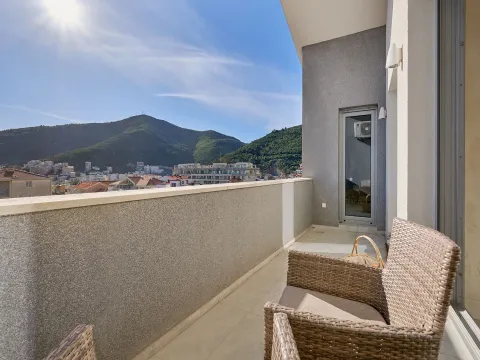 Prodaja, petosoban stan, 181m², Budva, Crna Gora - image 12