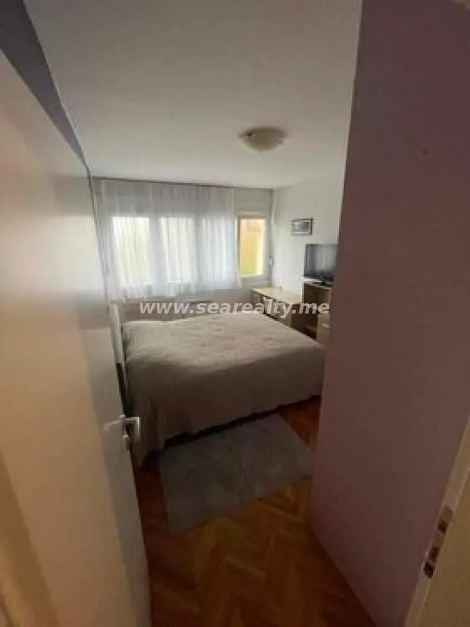 Prodaja, dvosoban stan, 52m², Tivat, Crna Gora
