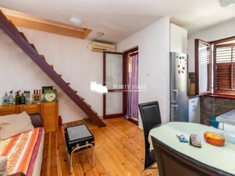 Prodaja, stan, 80m², Herceg Novi, Crna Gora - image 3