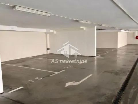 Rent, two bedroom apartment, 60m², Hala Pionir, Palilula Sve Podlokacije - image 24