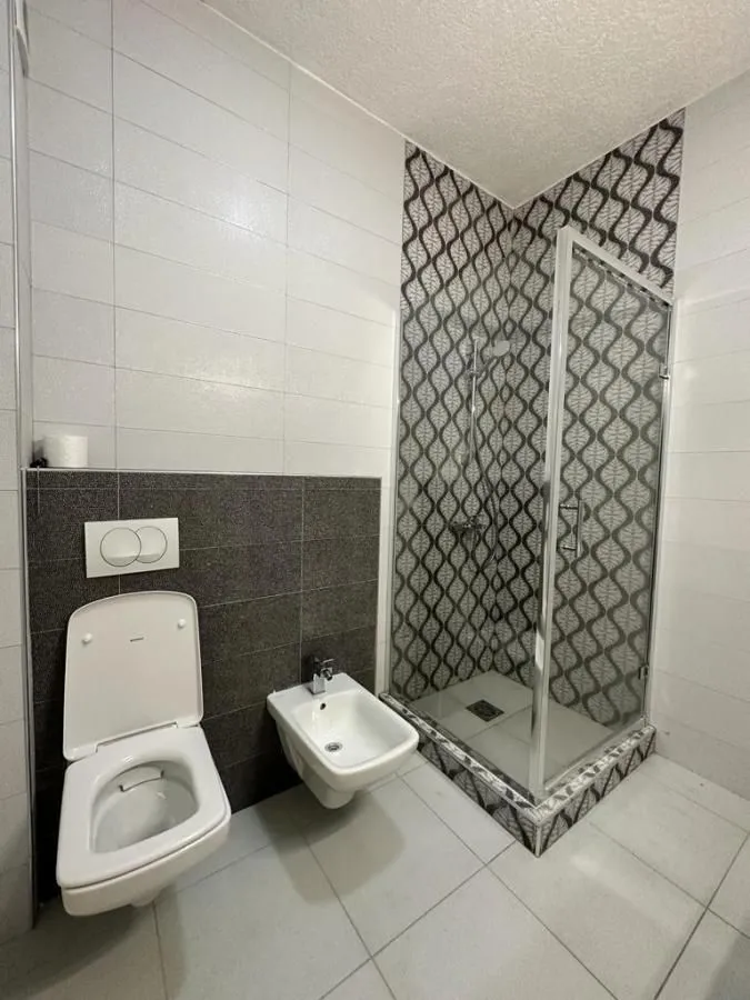 Prodaja, dvosoban stan, 70m², Bečići, Budva