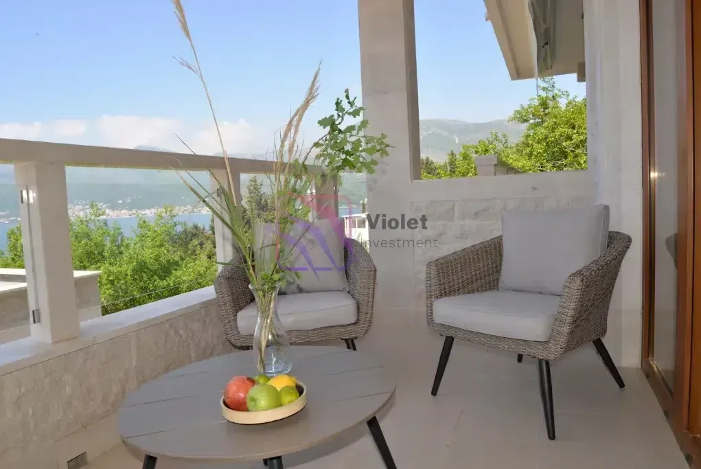 Prodaja, dvosoban stan, 106m², Donja Lastva, Tivat