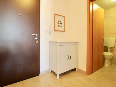 Rent, one bedroom apartment, 45m², Rozino, Budva - image 4