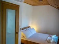 Izdavanje, kuća, 80m², Centar, Cetinje - image 10