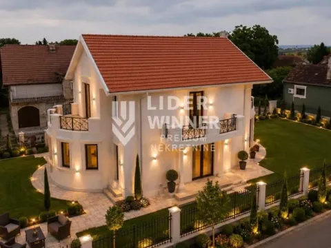 Sale, house, 250m², Surčin, Beograd - image 2