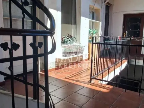 Sale, two bedroom apartment, 54m², Stari Grad, Beograd - image 12