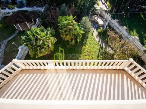 Sale, house, 750m², Pod Goricom, Podgorica - image 25