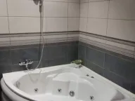 Izdavanje, dvosoban stan, 70m², Centar, Tivat - image 2