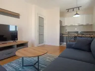 Izdavanje, jednosoban stan, 42m², Pobrežje, Podgorica - image 1