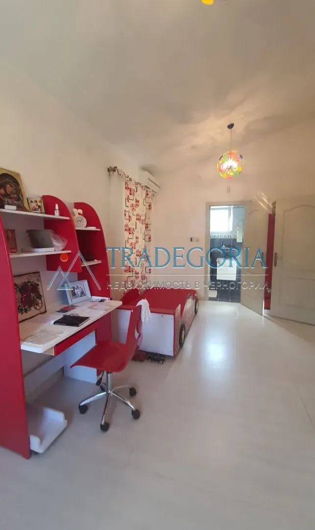 Prodaja, kuća, 307m², Bar, Crna Gora
