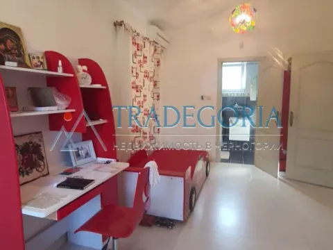 Prodaja, kuća, 307m², Bar, Crna Gora - image 30