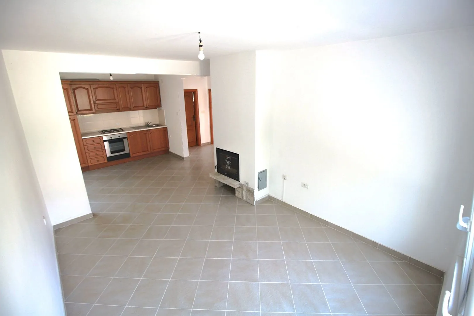 Prodaja, kuća, 188m², Centar, Bar