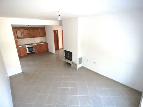 Prodaja, kuća, 188m², Centar, Bar - image 2