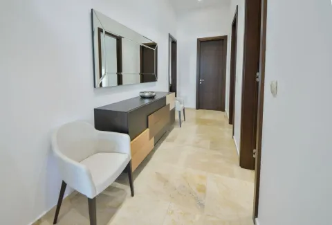 Prodaja, trosoban stan, 218m², Budva, Crna Gora - image 16