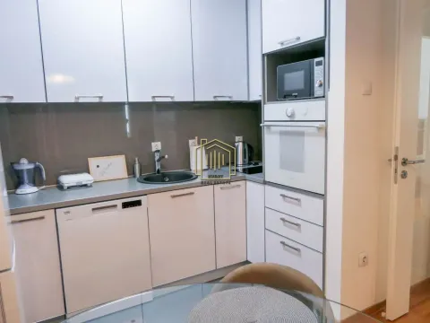 Prodaja, jednosoban stan, 58m², Preko Morače, Podgorica - image 8
