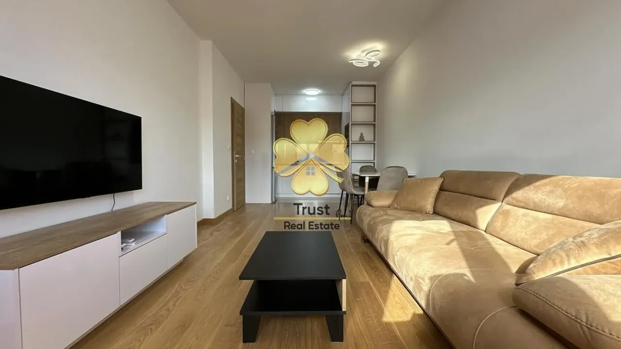 Izdavanje, jednosoban stan, 50m², New City, Podgorica