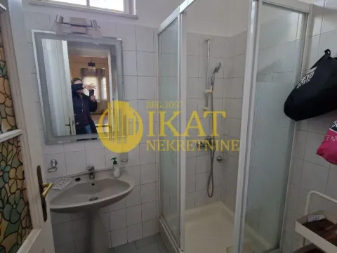 Izdavanje, kuća, 330m², Savski Venac, Beograd - image 6