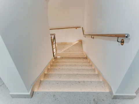 Izdavanje, ugostiteljski objekat, 1600m², Budva, Crna Gora - image 88