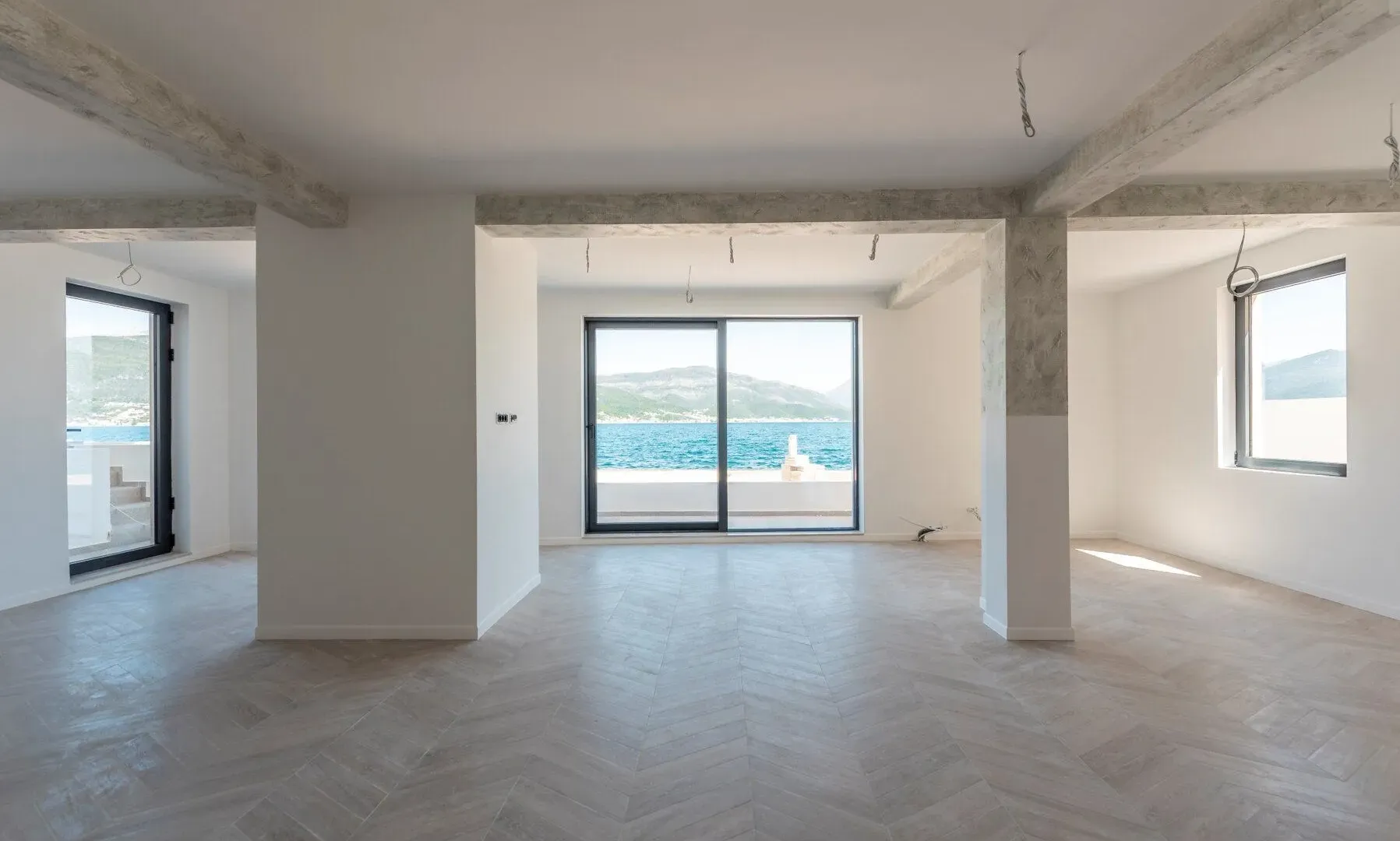 Prodaja, kuća, 225m², Bratešići, Kotor