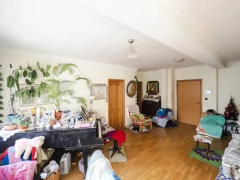 Sale, three bedroom apartment, 64m², Vračar Hram, Vračar Sve Podlokacije - image 2