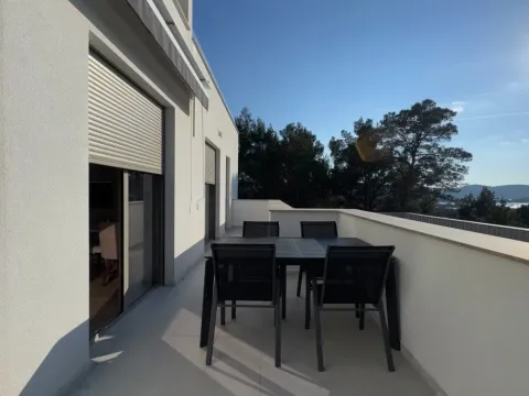 Prodaja, dvosoban stan, 90m², Tivat, Crna Gora - image 17