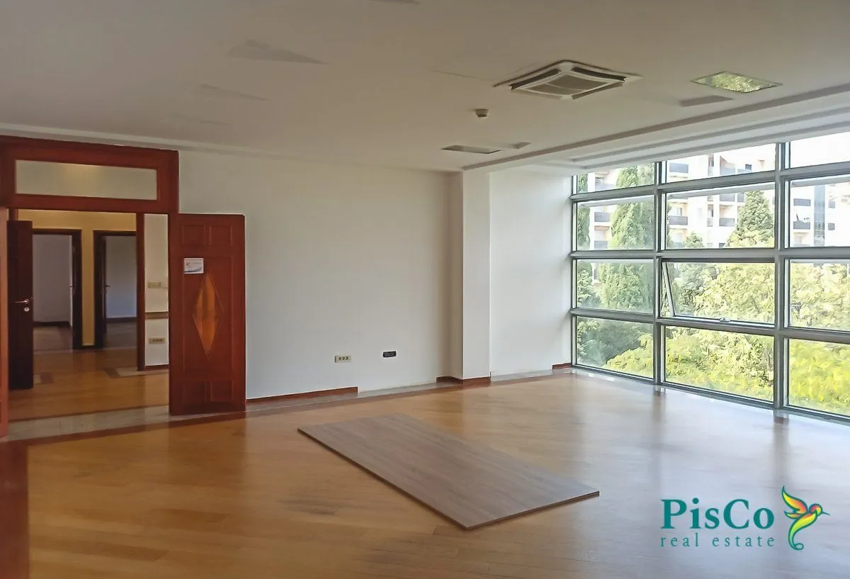 Izdavanje, poslovni prostor, 160m², Preko Morače, Podgorica