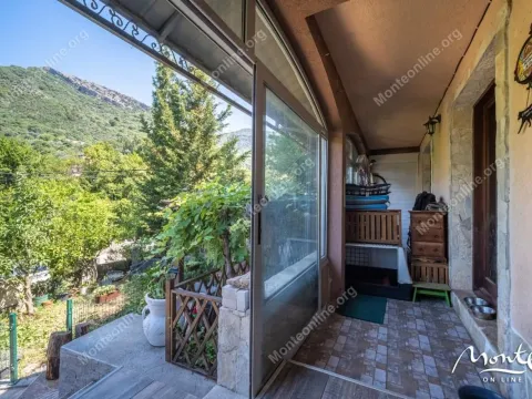 Prodaja, kuća, 130m², Tivat, Crna Gora - image 47