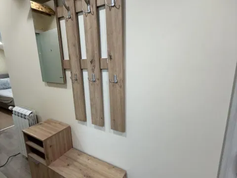 Izdavanje, trosoban stan, 90m², Mali Mokri Lug, Zvezdara Sve Podlokacije - image 4