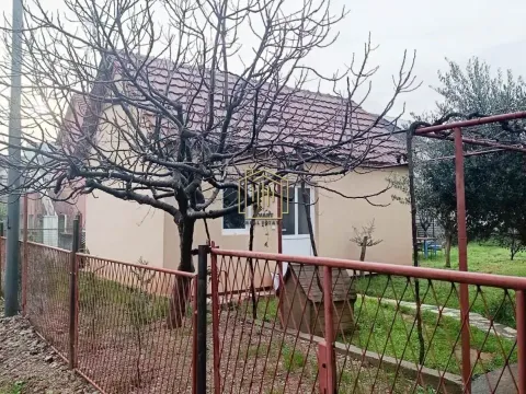 Rent, apartment, 33m², Stari Aerodrom, Podgorica - image 3