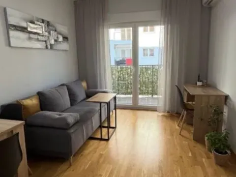 Rent, one bedroom apartment, 42m², Centar, Budva - image 3