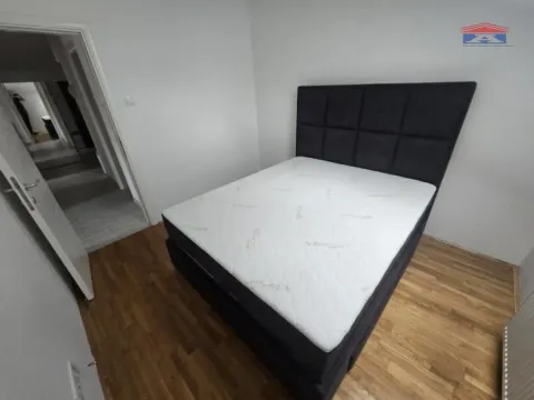 Rent, two bedroom apartment, 60m², Novo naselje, Novi Sad - image 8