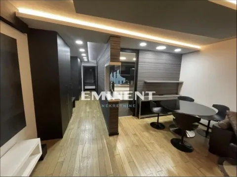 Rent, three bedroom apartment, 70m², Stari Grad, Beograd - image 2