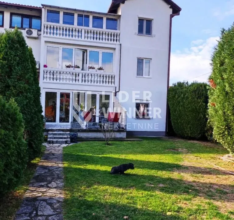 Prodaja, kuća, 350m², Bezanijska Kosa 1, Bežanijska Kosa Sve Podlokacije