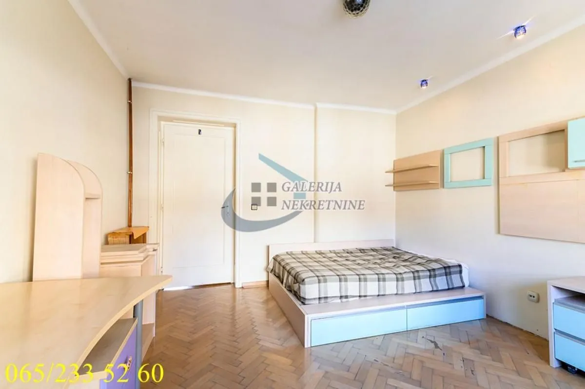 Sale, three bedroom apartment, 72m², Zeleni Venac, Beograd