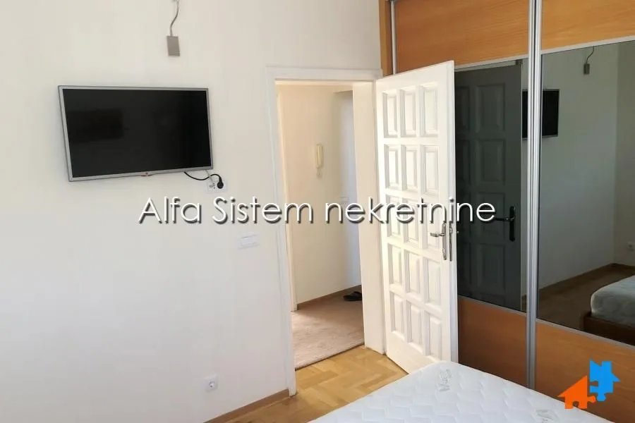 Rent, three bedroom apartment, 110m², Savski Venac, Beograd