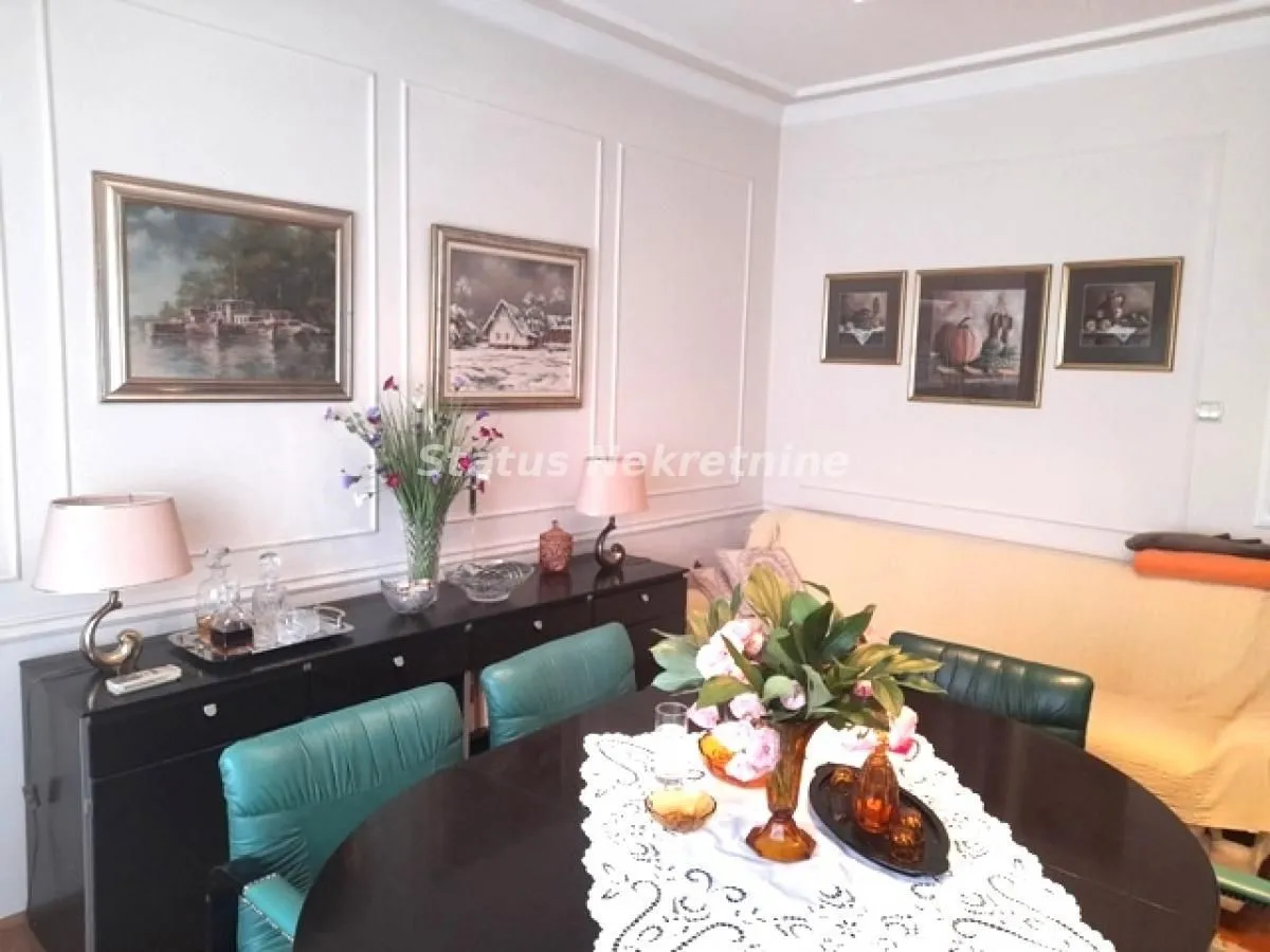 Prodaja, kuća, 274m², Temerin, Novi Sad