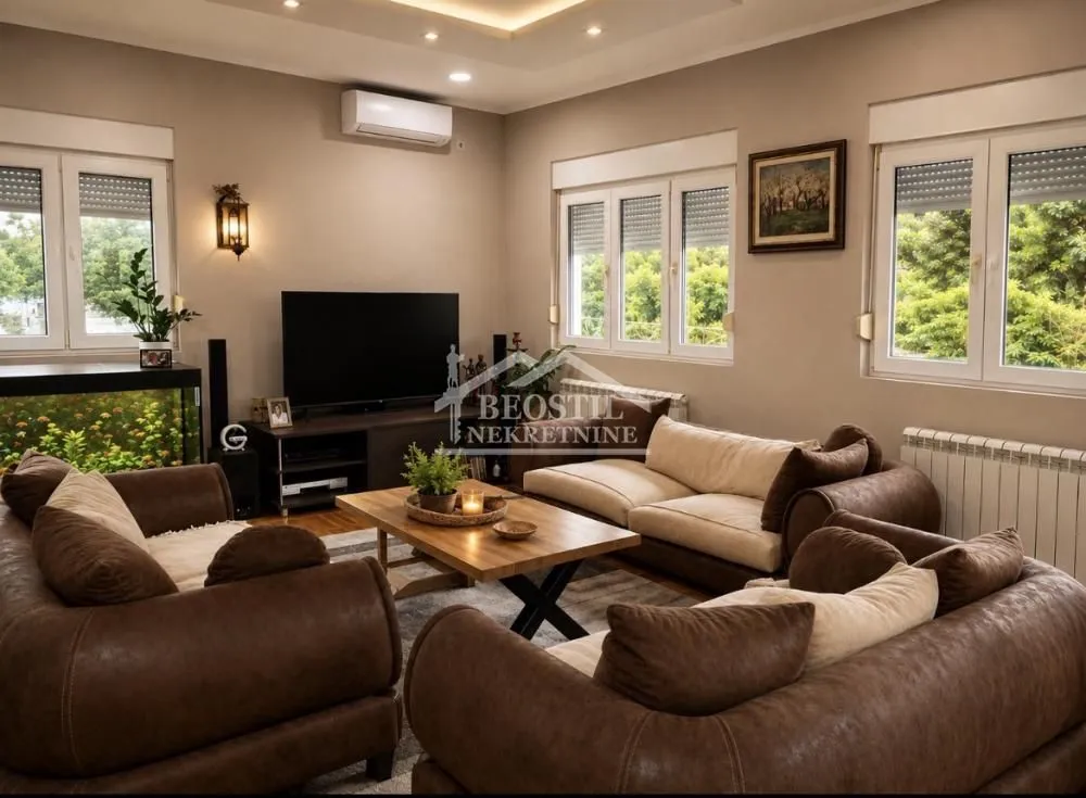 Sale, house, 254m², Ledine, Beograd