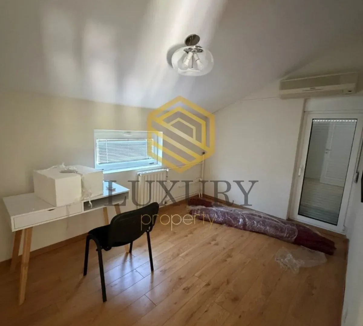 Rent, house, 90m², Gornja Gorica, Podgorica