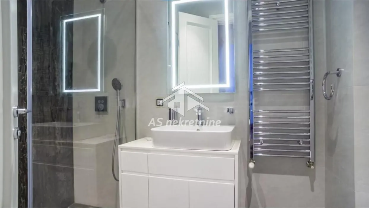 Rent, apartment, 188m², Kalenić Pijaca, Vračar Sve Podlokacije