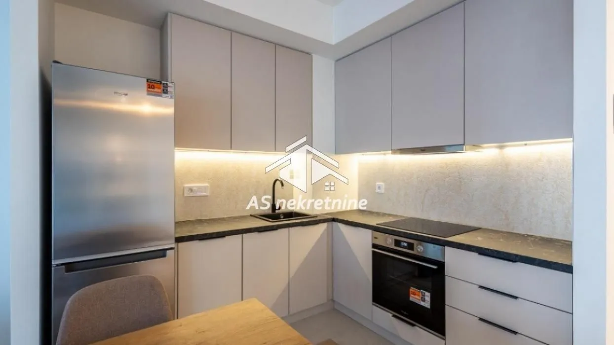 Prodaja, dvosoban stan, 54m², Savski Venac, Beograd