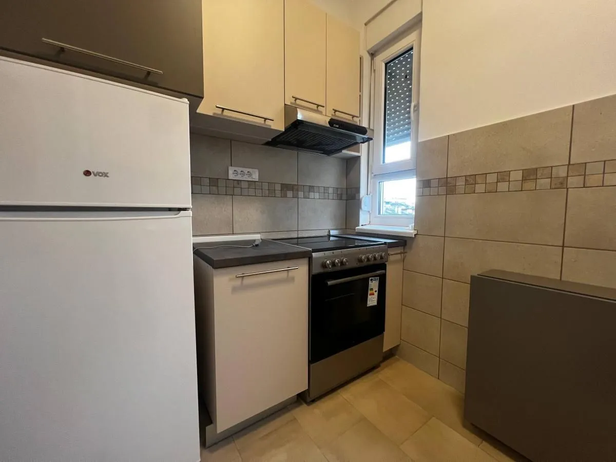 Rent, office space, 80m², Stari grad, Novi Sad