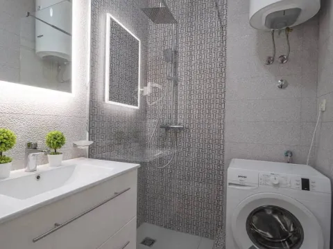 Prodaja, jednosoban stan, 51m², Bečići, Budva - image 3