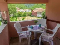 Rent, one bedroom apartment, 40m², Radanovići, Kotor - image 4