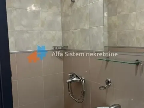 Izdavanje, kuća, 220m², Savski Venac, Beograd - image 30