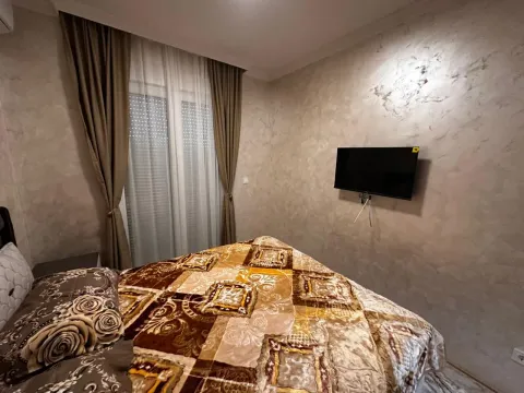 Izdavanje, dvosoban stan, 70m², City Kvart, Podgorica - image 4