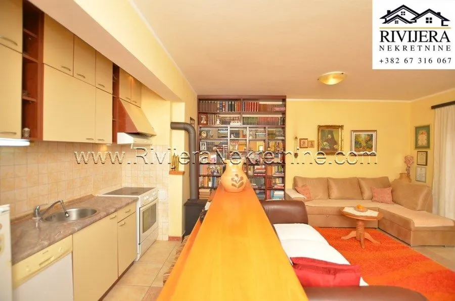 Prodaja, kuća, 330m², Igalo, Herceg Novi