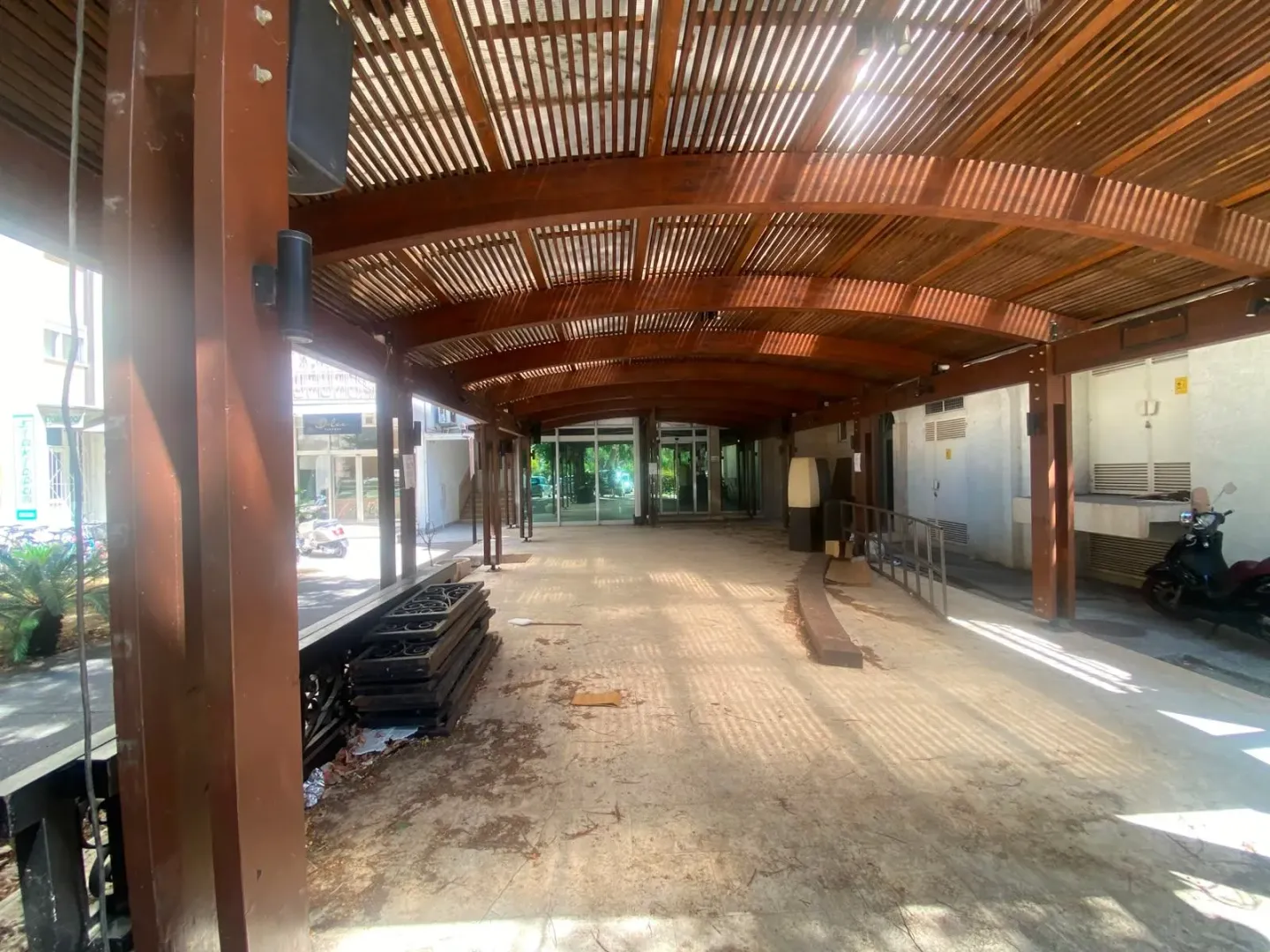 Sale, office space, 299m², Centar, Bar